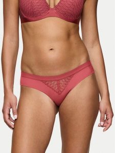 Triumph Figi brazylijskie Aura Spotlight 10216453 Czerwony. Czerwone figi Triumph, bez wzorów, z syntetyku. Za 69,99 zł.