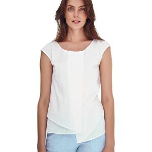 Bluzka w kolorze białym. Bluzki marki Tatuum. W wyprzedaży za 109,95 zł.