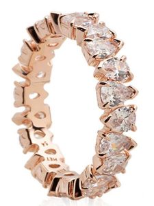 Pandora Pozłacany pierścionek z kryształami rozmiar: 52. Czerwone pierścionki Pandora, z kryształem, pozłacane. Za 404,99 zł.