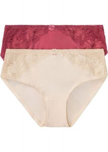 Figi maxi z koronką (2 pary). Białe figi bonprix, bez wzorów, z koronki. Za 77,99 zł.