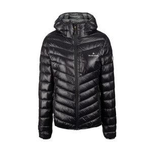 Kurtka puchowa damska Celsius. Czarne kurtki BERGSON, bez wzorów, z puchu, bez kaptura. W wyprzedaży za 475,00 zł.