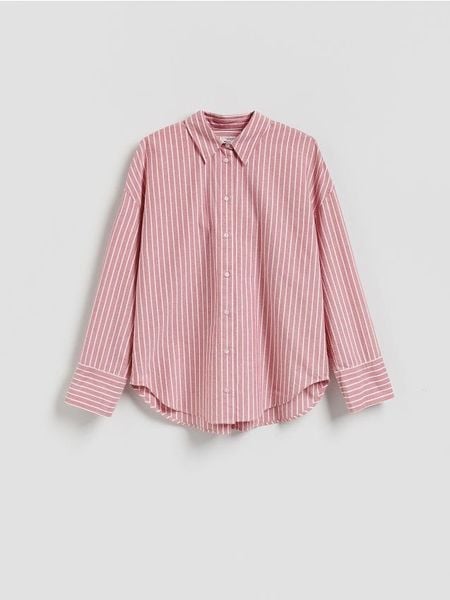 Koszula z bawełny oxford - czerwony. Czerwone koszule Reserved, l, bez wzorów, z bawełny, bez kołnierzyka, bez ramiączek. Za 109,99 zł.