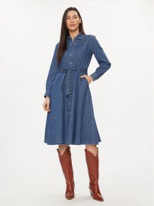 United Colors Of Benetton Sukienka jeansowa 4RZKDV07A Niebieski Regular Fit. Niebieskie kombinezony United Colors of Benetton, xxs, bez wzorów, z bawełny, bez kołnierzyka, bez ramiączek. Za 219,99 zł.