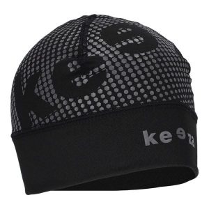 Czapka treningowa Keeza Ultra. Czarne czapki KEEZA, bez wzorów, z elastanu, sportowe. Za 51,00 zł.