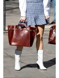 Maison héritage PARIS Skórzany shopper bag "Vintage" w kolorze brązowym - 26 x 41 x 16 cm rozmiar: onesize. Brązowe shopper bag Maison héritage PARIS, bez wzorów, z materiału, przez ramię, bez dodatków. Za 434,99 zł.