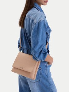 DeeZee Torebka CEO-DZE-S-010-07 Beżowy. Brązowe listonoszki DeeZee, bez wzorów, ze skóry, bez dodatków. Za 129,99 zł.