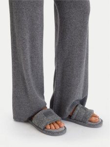G-Star Raw Kapcie CEO-WSS21718-01 Szary. Szare kapcie G-Star, bez wzorów. Za 89,99 zł.