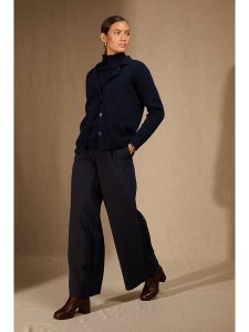 Perfect Cashmere Kaszmirowy kardigan "Nessa" w kolorze granatowym rozmiar: L. Niebieskie kardigany Perfect Cashmere, z kaszmiru. Za 587,41 zł.