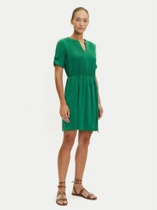 Tatuum Sukienka codzienna Oliwera T2505.208 Zielony Regular Fit. Zielone kombinezony Tatuum, bez wzorów, z wiskozy, bez kołnierzyka, bez ramiączek. Za 269,99 zł.