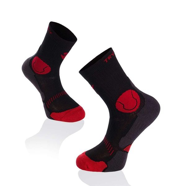 Skarpety tenisowe Fusion czarno-czerwone. Czarne skarpetki TRY TO FLY, bez wzorów. W wyprzedaży za 58,09 zł.