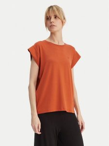 Emporio Armani T-Shirt EW003407 AF20240 U4098 Czerwony Regular Fit. Czerwone t-shirty Emporio Armani, s, bez wzorów, z wiskozy, bez kołnierzyka, bez ramiączek. Za 299,99 zł.