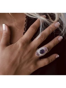 Les Petites Précieuses Pozłacany pierścionek z kamieniami szlachetnymi rozmiar: 54. Różowe pierścionki Les Petites Précieuses, z ametystem, pozłacane. Za 448,99 zł.