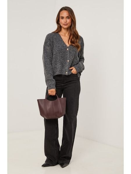 Soft Cashmere Kardigan w kolorze ciemnoszarym rozmiar: 38/40. Szare kardigany Soft Cashmere, prążkowane. Za 174,43 zł.