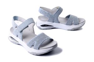 RIEKER w3152-10 blue, sandały damskie. Niebieskie sandały Rieker, bez wzorów, z materiału, bez obcasa, na płaskiej podeszwie, bez zapięcia. Za 287,92 zł.