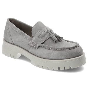 Szare Mokasyny Nessi Damskie Modne Buty. Szare półbuty Nessi, na lato, bez wzorów, ze skóry, bez obcasa, na obcasie, bez zapięcia. Za 419,00 zł.
