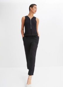 Kombinezon. Czarne kombinezony bonprix, bez wzorów, eleganckie, bez kołnierzyka, bez ramiączek. Za 147,99 zł.