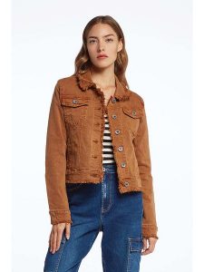 Tamba Kurtka dżinsowa w kolorze jasnobrązowym rozmiar: 38. Brązowe kurtki Tamba, bez wzorów, bez kaptura. Za 188,40 zł.