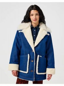 WRANGLER DAMSKA KURTKA JENSOWA WRANGE COAT UNWORN 112356499 W41X008632. Kurtki Wrangler, xs, bez wzorów, bez kaptura. Za 459,99 zł.