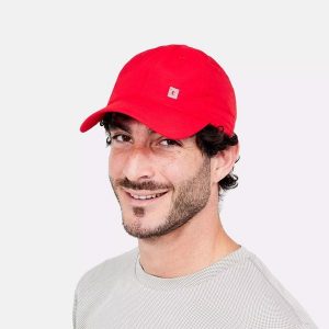 Chłodząca czapka. Czerwone czapki G-HEAT, bez wzorów, sportowe. Za 108,48 zł.