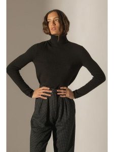 Perfect Cashmere Kaszmirowy golf "Ashley" w kolorze czarnym rozmiar: XXL. Czarne golfy Perfect Cashmere, bez wzorów, z kaszmiru. Za 405,61 zł.