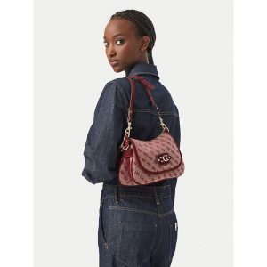 Torebka Guess. Czerwone torebki klasyczne Guess, z aplikacjami, bez dodatków. Za 584,99 zł.