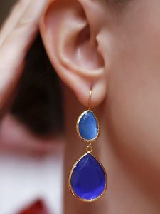 L'Atelier de Gaia Pozłacane kolczyki z kocim okiem rozmiar: onesize. Niebieskie kolczyki L'Atelier de Gaia, pozłacane. Za 109,00 zł.