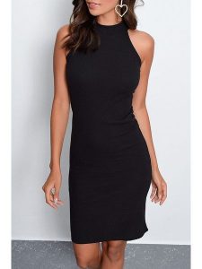 Milan Kiss Sukienka w kolorze czarnym rozmiar: M. Czarne sukienki Milan Kiss, m, bez wzorów, z wiskozy, bez kołnierzyka, bez ramiączek, midi. Za 122,67 zł.