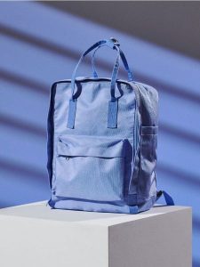 Plecak - niebieski. Niebieskie plecaki Sinsay. W wyprzedaży za 17,99 zł.