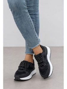 C'M Sneakersy w kolorze czarnym rozmiar: 38. Czarne trampki C'M, bez wzorów, bez zapięcia. Za 154,95 zł.