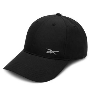 Czapka z daszkiem Reebok. Czarne czapki Reebok, bez wzorów. Za 69,99 zł.