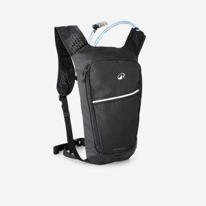 Plecak z bukłakiem na rower MTB Rockrider 4 l / 1 l wody. Czarne plecaki ROCKRIDER. Za 119,99 zł.