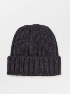 Becksöndergaard Czapka beanie w kolorze granatowym rozmiar: onesize. Niebieskie czapki Becksöndergaard, bez wzorów, z materiału. Za 82,99 zł.