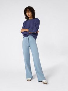 Champion Bluza w kolorze niebieskim rozmiar: L. Niebieskie bluzy Champion, l, bez wzorów, z bawełny, bez kaptura. Za 153,71 zł.