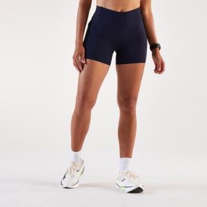 Legginsy do biegania krótkie damskie Kiprun Run 900. Niebieskie legginsy KIPRUN, bez wzorów, z elastanu, krótkie. Za 129,99 zł.