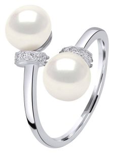 Pearl Addict Srebrny pierścionek z perłami rozmiar: onesize. Białe pierścionki Pearl Addict, z cyrkonią, srebrne. Za 217,99 zł.