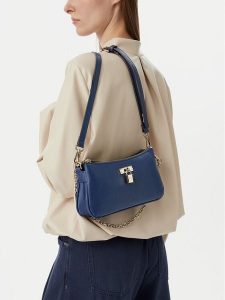Nine West Torebka CEO-SILENT CHARM-LDA9867 Granatowy. Niebieskie torebki klasyczne Nine West, bez wzorów, ze skóry, bez dodatków. Za 229,99 zł.