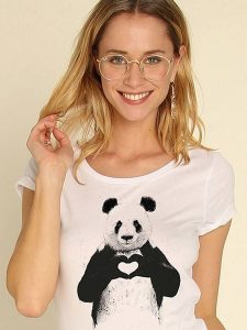 WOOOP Koszulka "Love Panda" w kolorze białym rozmiar: M. Białe bluzki Wooop, m, bez wzorów, z bawełny, bez kołnierzyka, bez ramiączek. Za 56,99 zł.
