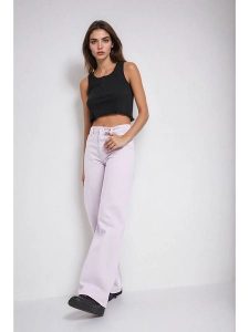 Monki Dżinsy - Comfort fit - w kolorze lawendowym rozmiar: W24. Różowe jeansy Monki, z aplikacjami, z bawełny, z podwyższonym stanem. Za 60,99 zł.