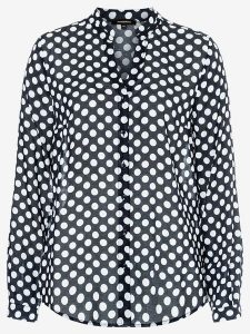 More & More Bluzka w kolorze czarno-białym rozmiar: 38. Czarne bluzki More & More, bez wzorów, z wiskozy, bez kołnierzyka, bez ramiączek. Za 61,17 zł.