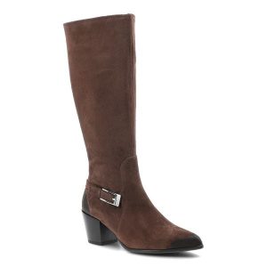 Czekoladowe Kozaki Armodo Eleganckie Buty Damskie. Brązowe kozaki Armodo, bez wzorów, bez obcasa, bez zapięcia. Za 509,00 zł.