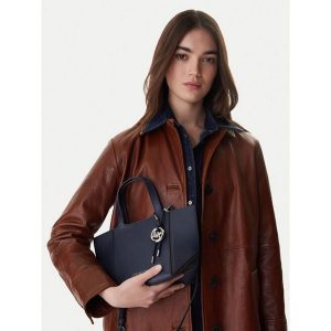 Torebka MICHAEL Michael Kors. Niebieskie shopper bag MICHAEL Michael Kors, bez wzorów, bez dodatków. Za 797,99 zł.