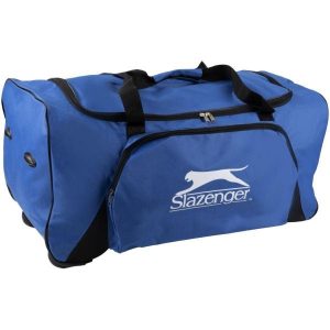 Torba sportowa Slazenger z kółkami. Niebieskie torby podróżne i sportowe Slazenger, bez wzorów. Za 249,99 zł.