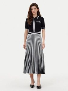 KARL LAGERFELD Sukienka dzianinowa A1W13026 Czarny Regular Fit. Czarne sukienki KARL LAGERFELD, xs, bez wzorów, z dzianiny, bez kołnierzyka, bez ramiączek. Za 649,99 zł.