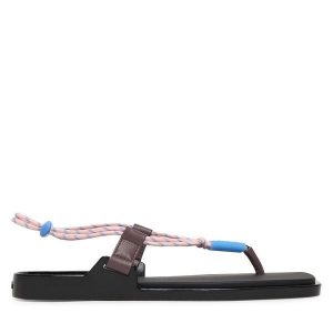 Sandały Calvin Klein. Sandały Calvin Klein, bez wzorów, bez obcasa, na płaskiej podeszwie, bez zapięcia. Za 329,99 zł.