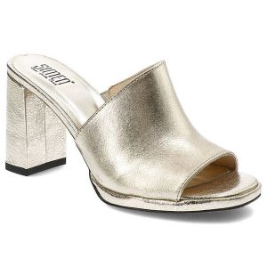 Złote Klapki Simen Stylowe Buty Damskie. Żółte klapki Simen, bez wzorów, bez obcasa, na obcasie. Za 389,00 zł.