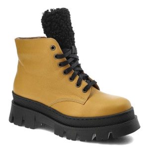 Żółte Botki Blu Skórzane Ocieplane Buty Damskie. Żółte botki Blu, na jesień, bez wzorów, ze skóry, bez obcasa, na płaskiej podeszwie, bez zapięcia. Za 379,00 zł.