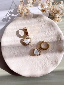 Lodie Silver Srebrne kolczyki-kreole rozmiar: onesize. Białe kolczyki Lodie Silver, srebrne. Za 82,99 zł.