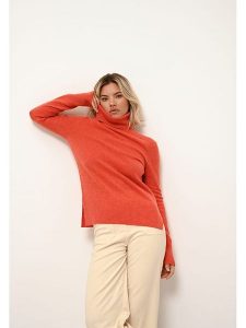 Just Cashmere Kaszmirowy golf "Lexie" w kolorze pomarańczowym rozmiar: S. Pomarańczowe golfy Just Cashmere, bez wzorów, z kaszmiru. Za 410,45 zł.