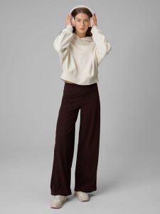 4F Spodnie dresowe z szerokimi nogawkami damskie - brązowe M. Brązowe spodnie dresowe 4f, m, bez wzorów, z dresówki. Za 149,99 zł.