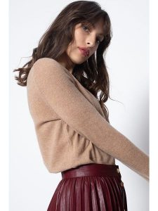 AUTHENTIC CASHMERE Kaszmirowy sweter "Criou" w kolorze beżowym rozmiar: XL. Brązowe swetry oversize AUTHENTIC CASHMERE, xl, bez wzorów, z kaszmiru, bez ramiączek. Za 264,15 zł.